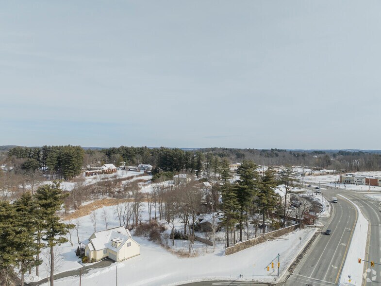 121 Indian Rock Rd, Windham, NH à louer - Aérien - Image 2 de 6