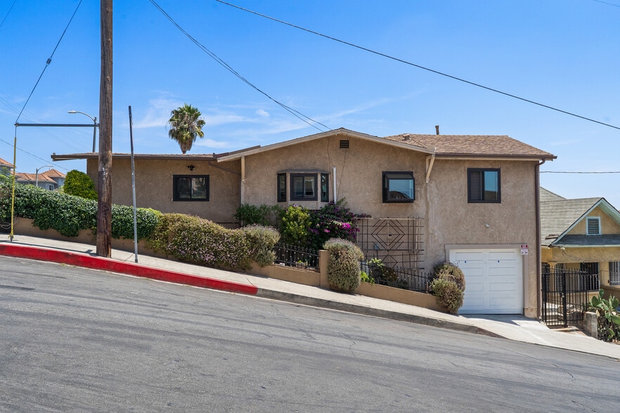 1026 Figueroa Ter, Los Angeles, CA à vendre - Photo du bâtiment - Image 3 de 23