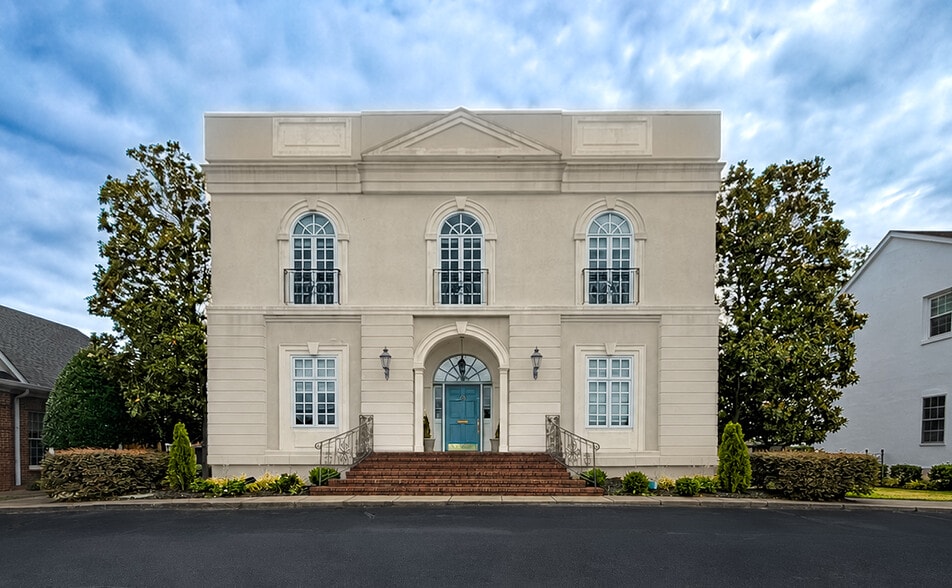 291 S Pine St, Spartanburg, SC à louer - Photo du bâtiment - Image 1 de 1