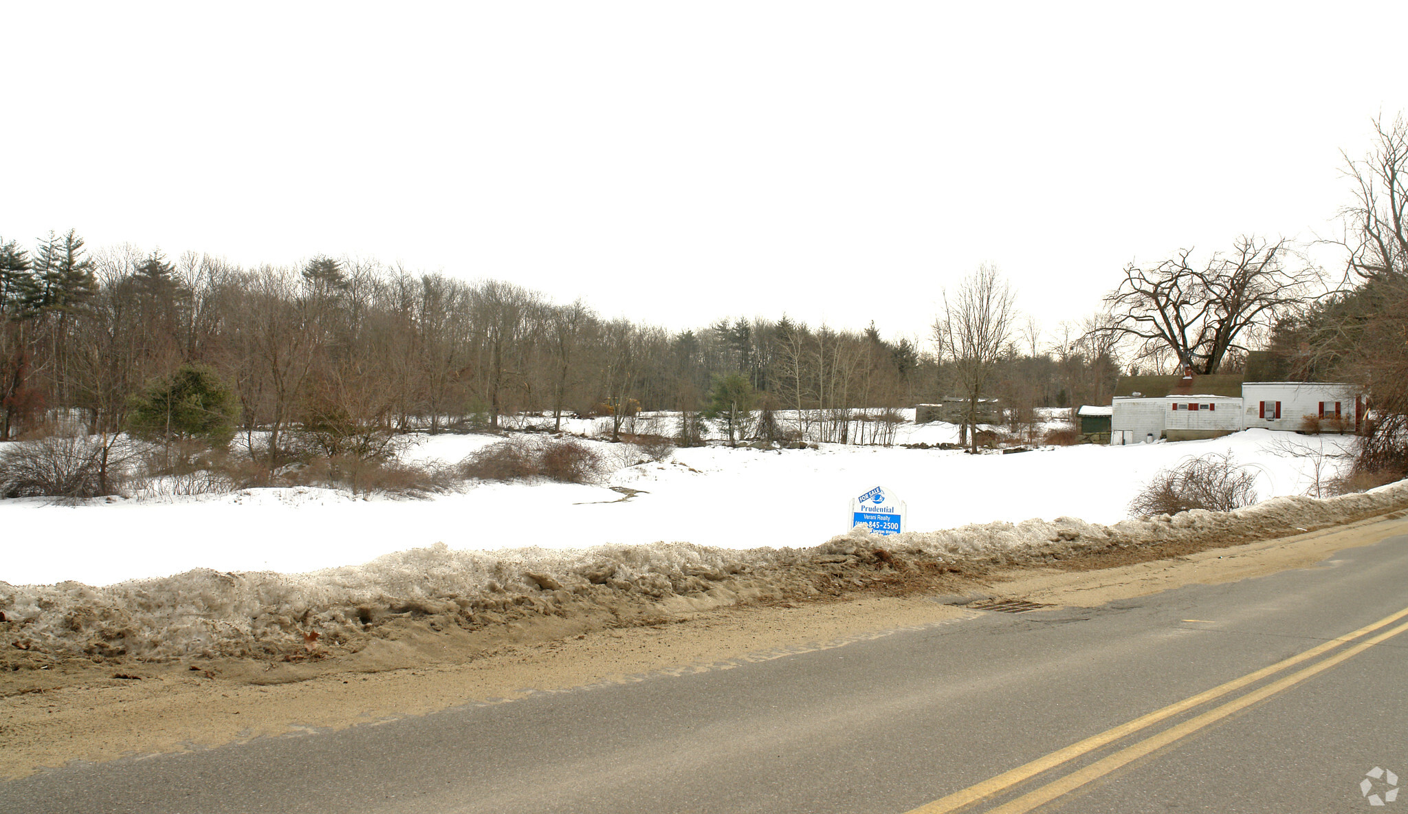 76 Perkins Rd, Londonderry, NH à vendre Photo principale- Image 1 de 1