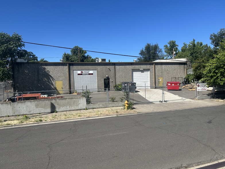 516 S Fir St, Medford, OR for sale - Building Photo - Image 1 of 2