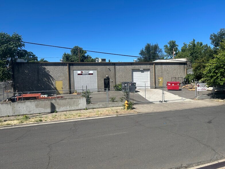 516 S Fir St, Medford, OR à vendre - Photo du bâtiment - Image 1 de 2