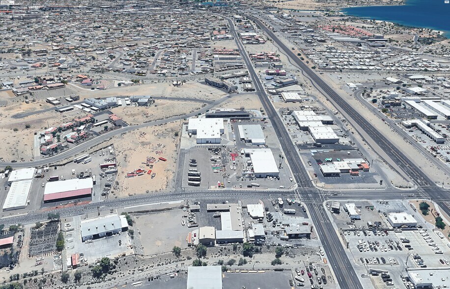 1790 Industrial Blvd, Lake Havasu City, AZ à vendre - Photo du bâtiment - Image 1 de 6