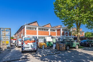 Plus de détails pour Avenue De La Redoute, Villeneuve-la-Garenne - Local d'activités à louer