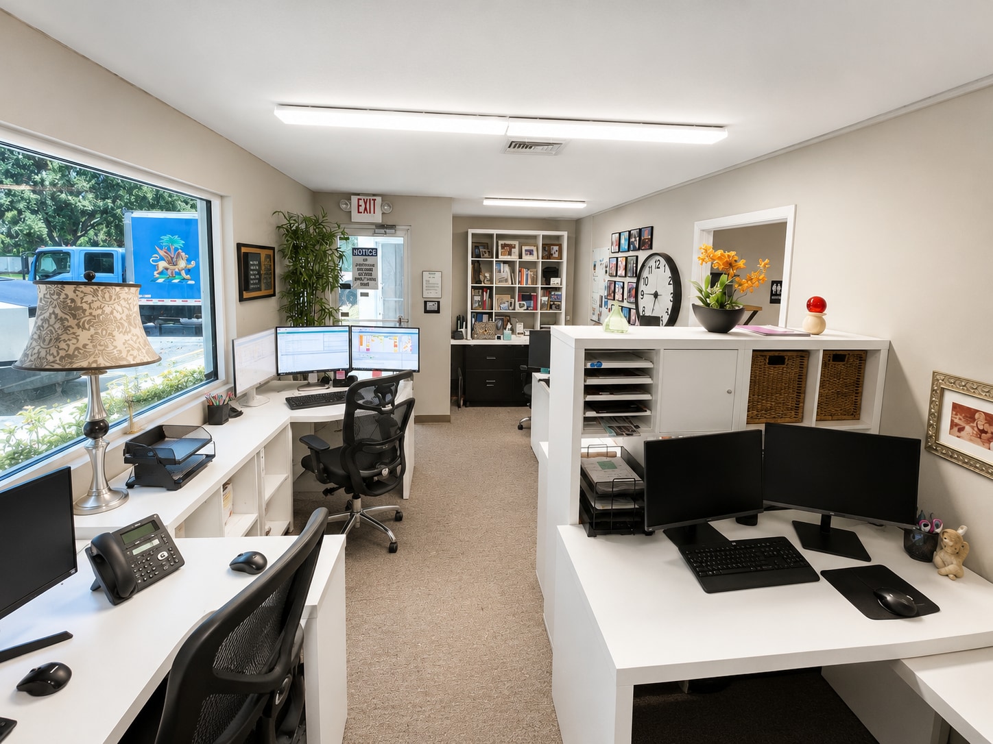 440 Tall Pines Rd, West Palm Beach, FL for lease Interior Photo- Image 1 of 4
