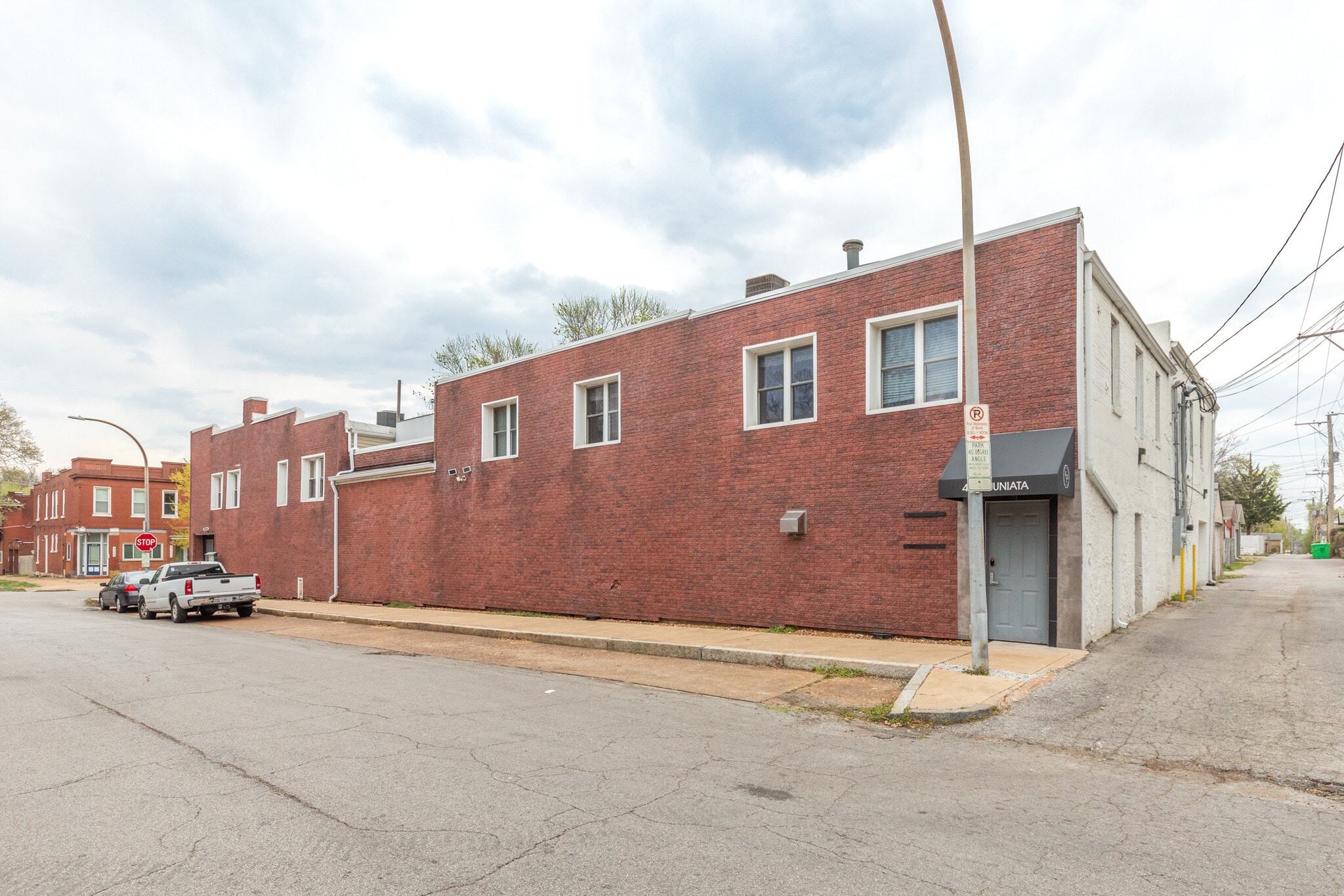 4168 Juniata St, Saint Louis, MO for lease Building Photo- Image 1 of 6