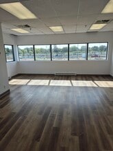 2500 Rue Jean-Perrin, Québec, QC for lease Interior Photo- Image 1 of 3