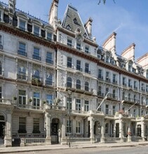 20 Grosvenor Gdns, Londres à louer Photo du bâtiment- Image 1 de 4