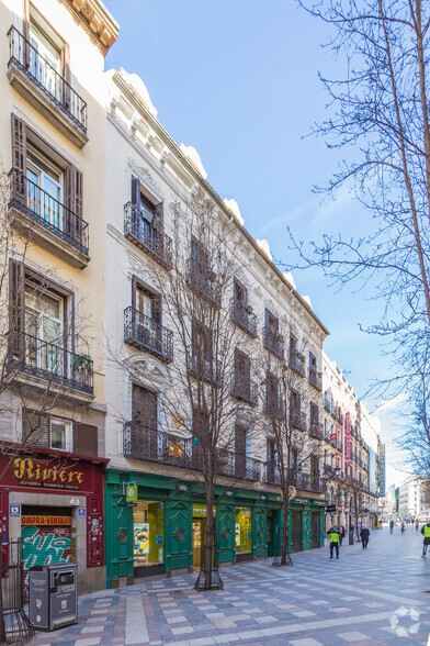 Calle Del Arenal, 8, Madrid, Madrid à vendre - Photo du bâtiment - Image 1 de 2