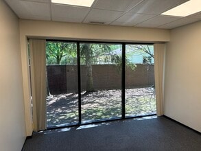 7 W Square Lake Rd, Bloomfield Hills, MI for lease Interior Photo- Image 1 of 1