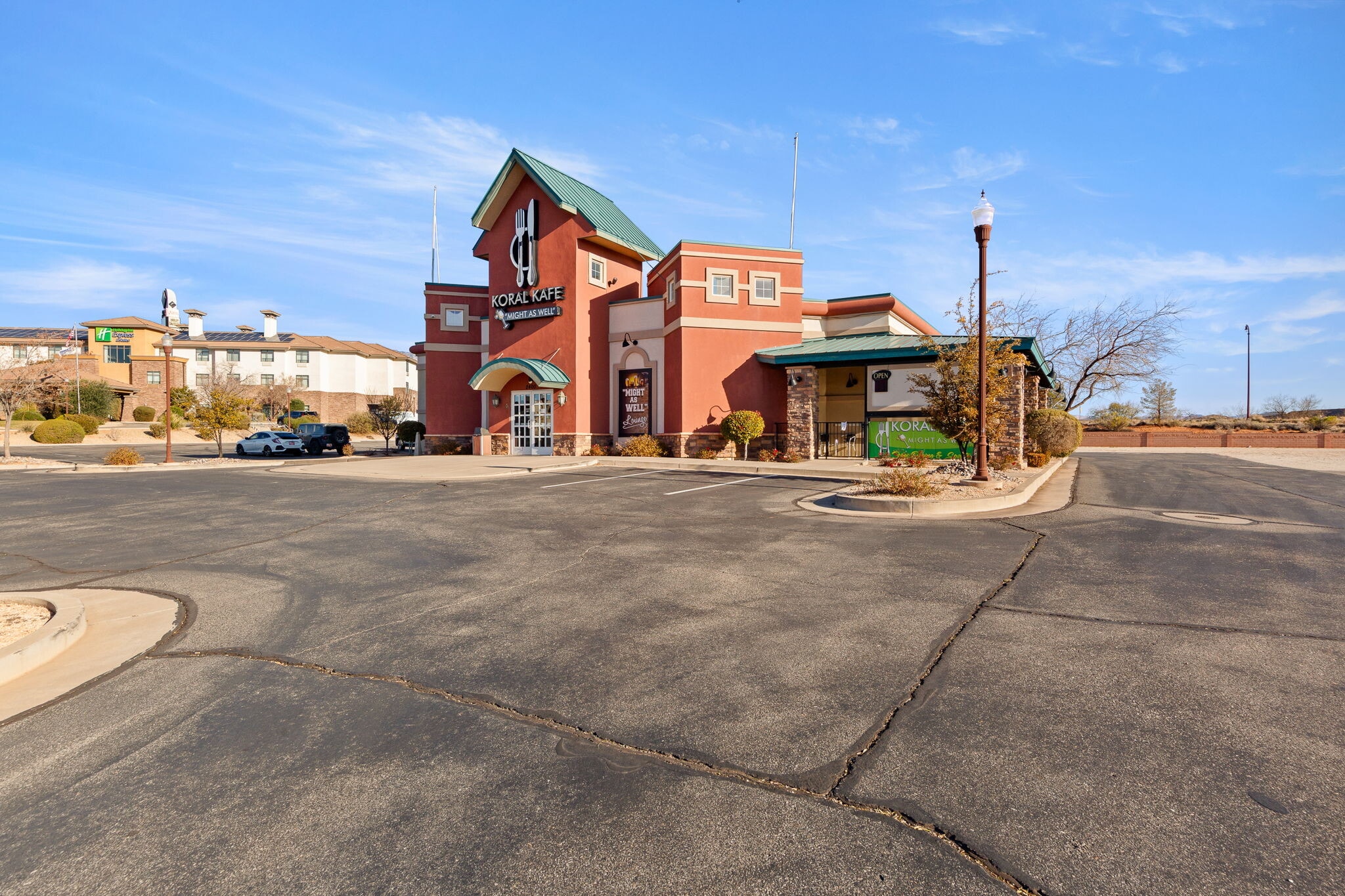 2400 N Town Center Dr, Washington, UT for sale Primary Photo- Image 1 of 26