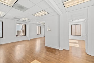 602-616 Santa Monica Blvd, Santa Monica, CA for lease Interior Photo- Image 1 of 4