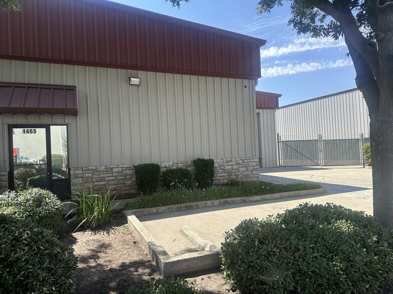 1465 Atlanta Ct, Turlock, CA for lease - Building Photo - Image 2 of 13