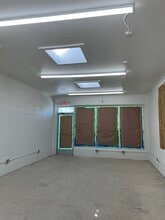 503-517 Livernois St, Ferndale, MI à louer Photo intérieure- Image 2 de 2