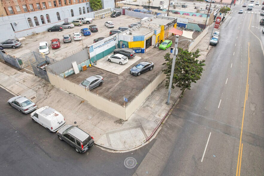 1629 W 8th St, Los Angeles, CA à vendre - Photo du bâtiment - Image 2 de 3