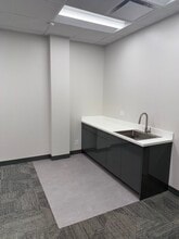 601 S Milliken Ave, Ontario, CA à louer Photo intérieure- Image 2 de 8