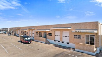 Plus de détails pour 3313-3327 Garden Brook Dr, Farmers Branch, TX - Industriel à louer