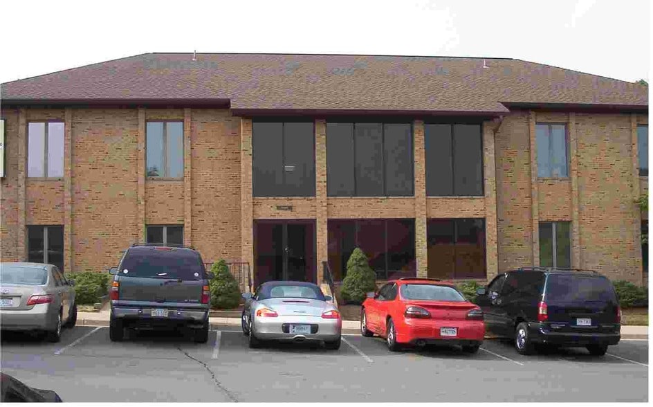 10688 Crestwood Dr, Manassas, VA for lease - Building Photo - Image 2 of 9