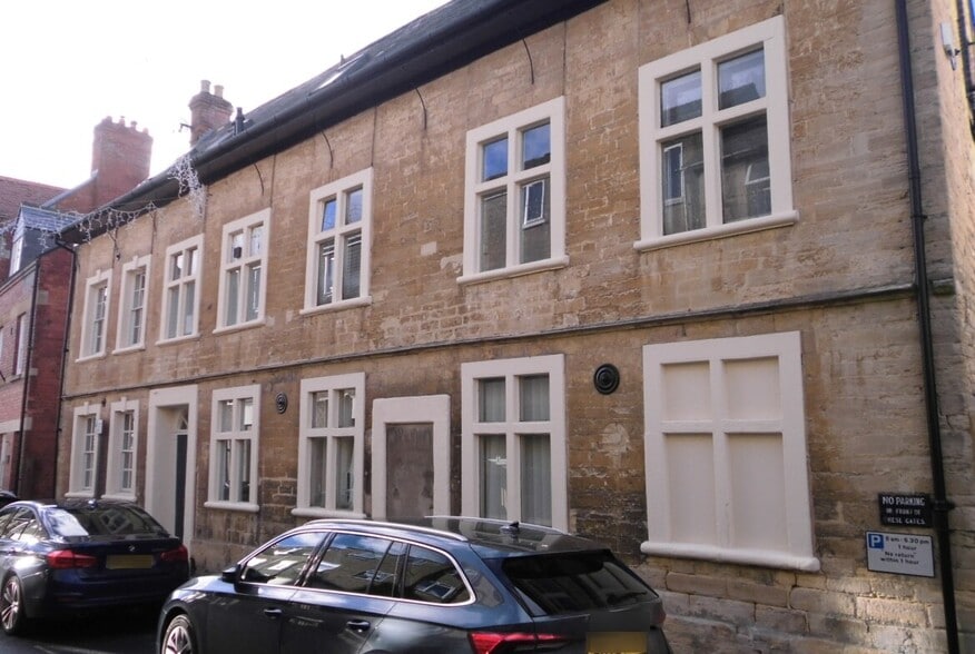 66 Cricklade St, Cirencester for lease - Building Photo - Image 2 of 2