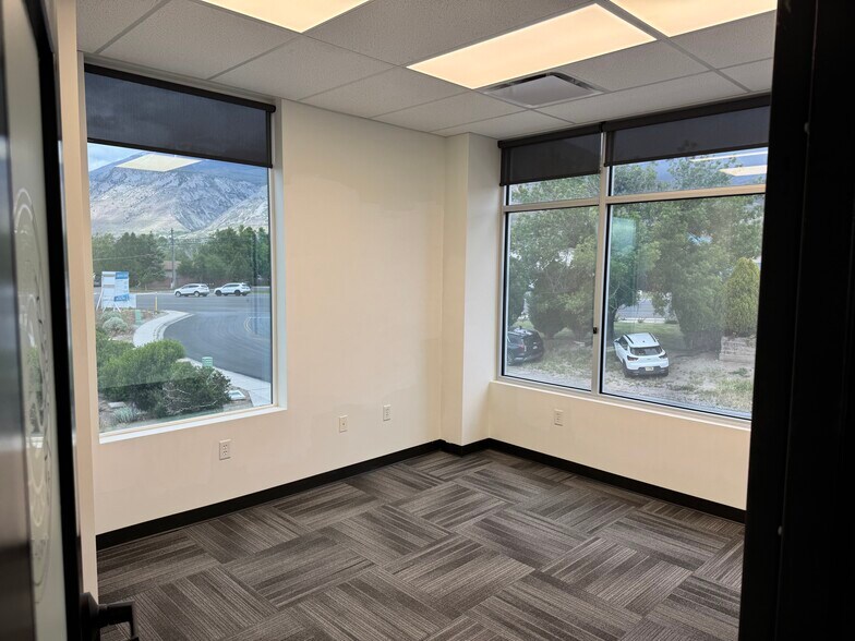 140 S Main St, Lindon, UT à louer - Photo intérieure - Image 3 de 70