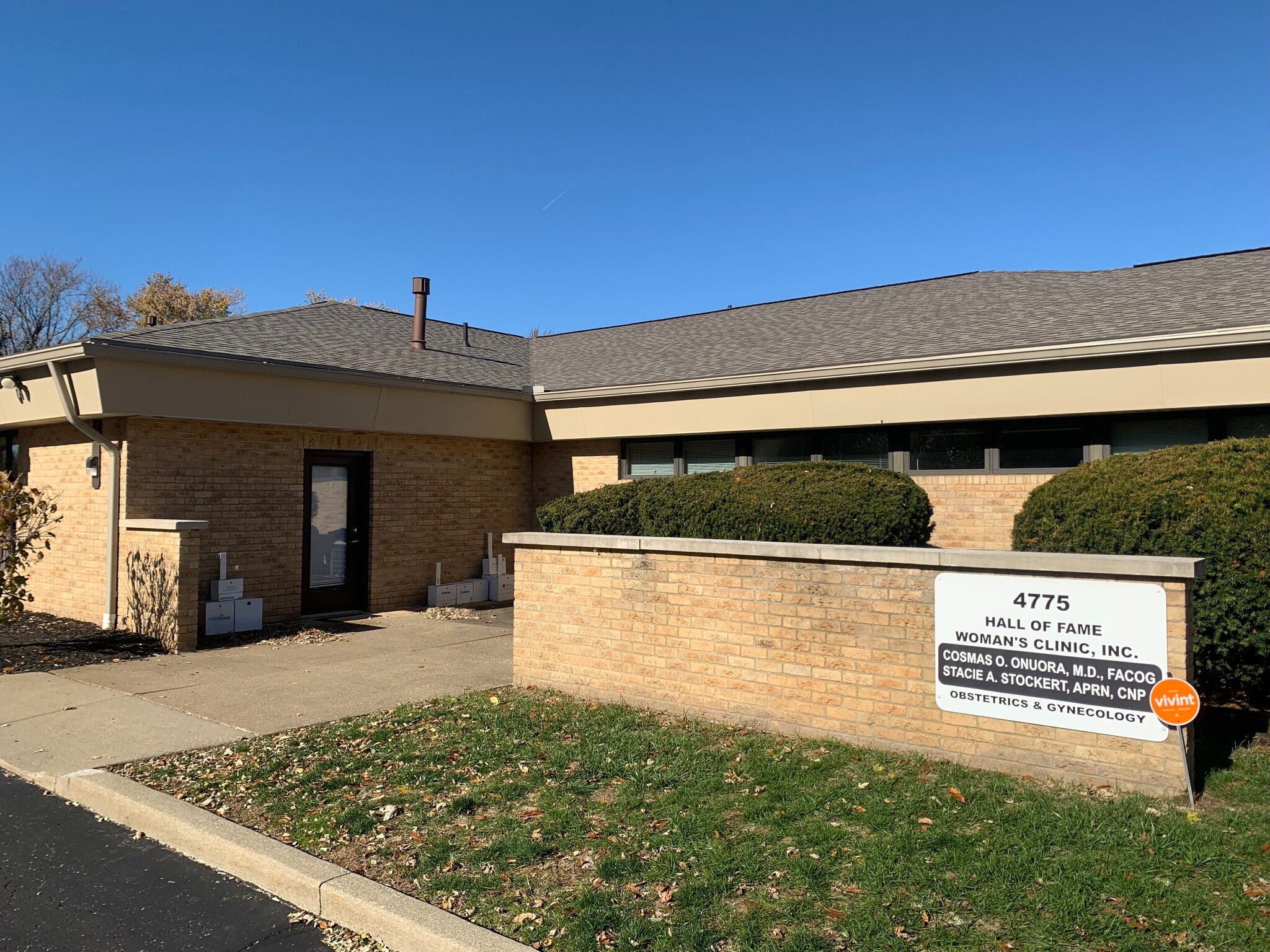 4759-4779 Higbee Ave NW, Canton, OH for sale Primary Photo- Image 1 of 4