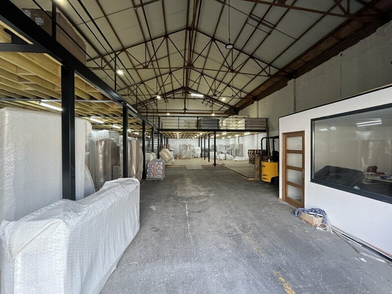 Industrial in Roubaix for sale - Interior Photo - Image 1 of 5