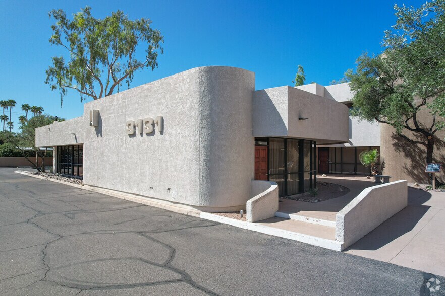 3131 N Country Club Rd, Tucson, AZ à louer - Photo du bâtiment - Image 2 de 23