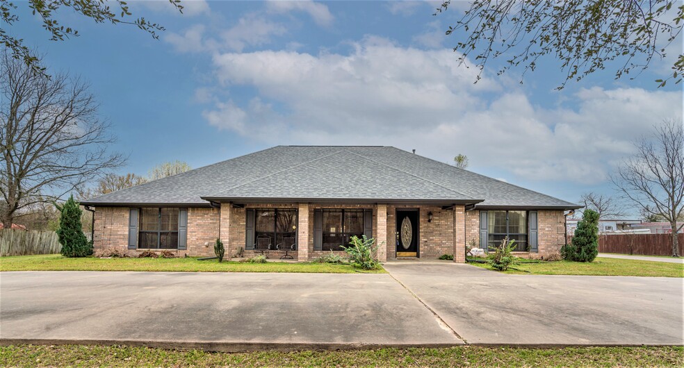 6285 Co Rd 1410, Bogata, TX à vendre - Photo principale - Image 1 de 1