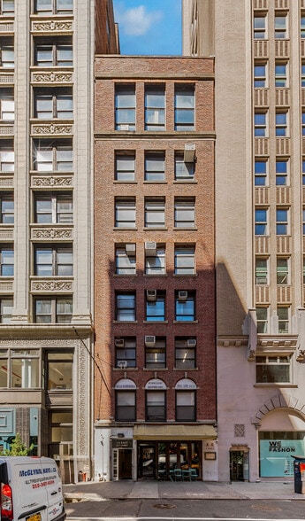 13 E 37th St, New York, NY for sale - Building Photo - Image 2 of 8