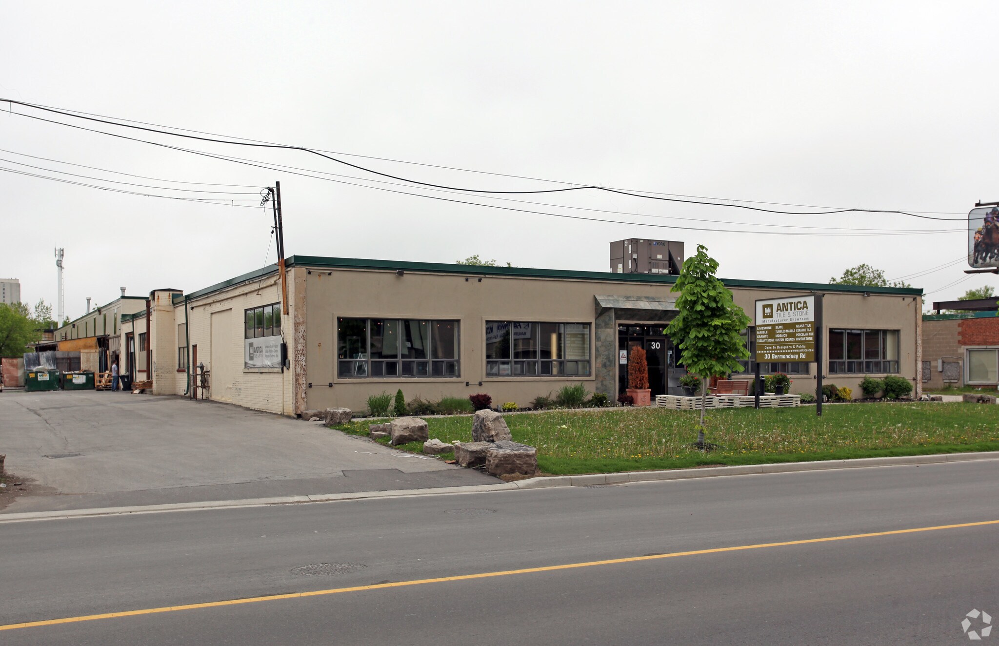 30 Bermondsey Rd, Toronto, ON for sale Primary Photo- Image 1 of 1