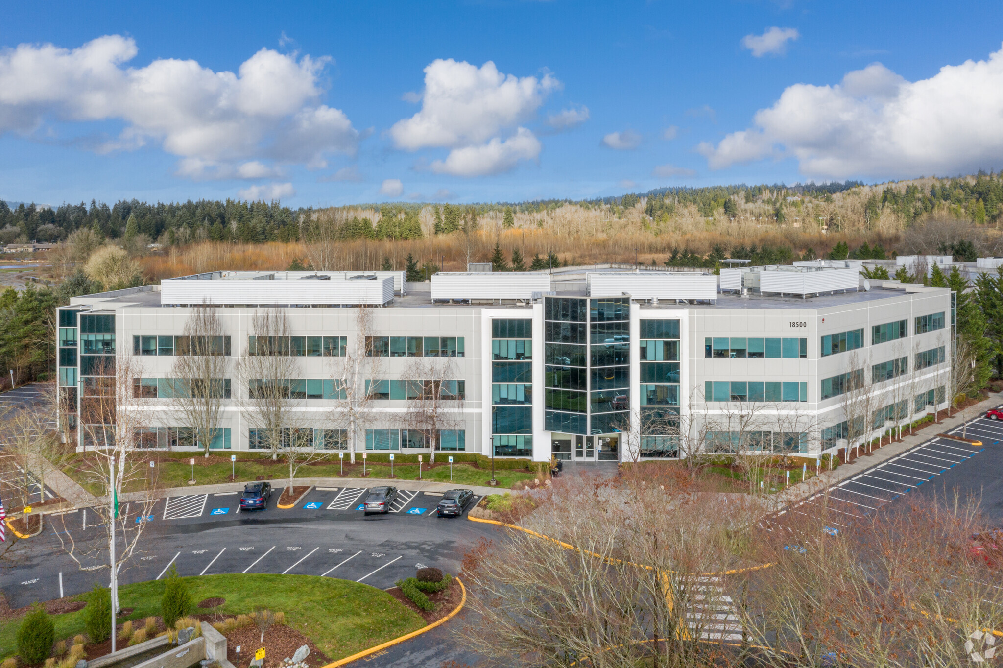 18500 NE Union Hill Rd, Redmond, WA for lease Primary Photo- Image 1 of 7