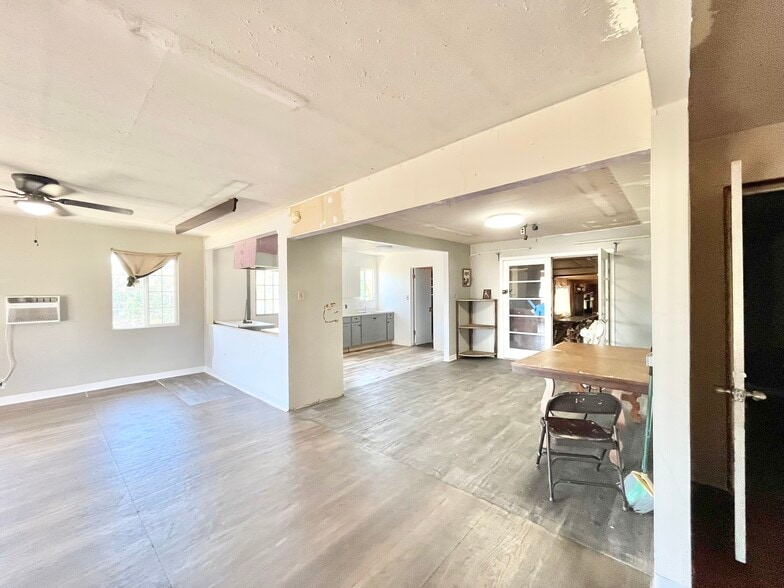 2513 Connie Dr, Sacramento, CA for sale - Building Photo - Image 3 of 24
