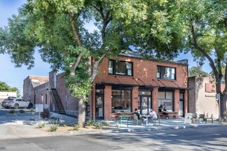 Plus de détails pour 2421 17th St, Sacramento, CA - Bureau à vendre