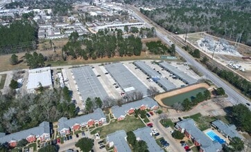 1300 S Frazier St, Conroe, TX à louer Photo intérieure- Image 1 de 32