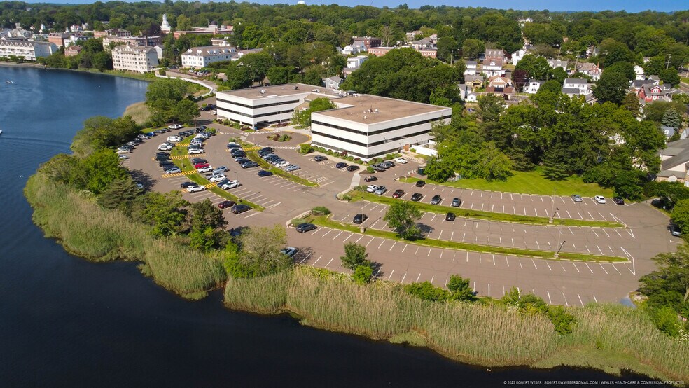 148 East Ave, Norwalk, CT à vendre - Photo du bâtiment - Image 3 de 7