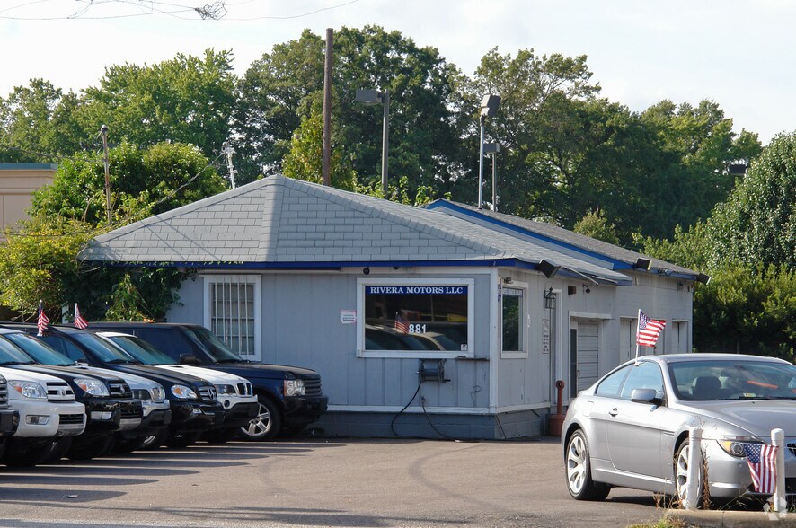 881 E Little Creek Rd, Norfolk, VA for sale - Building Photo - Image 3 of 5