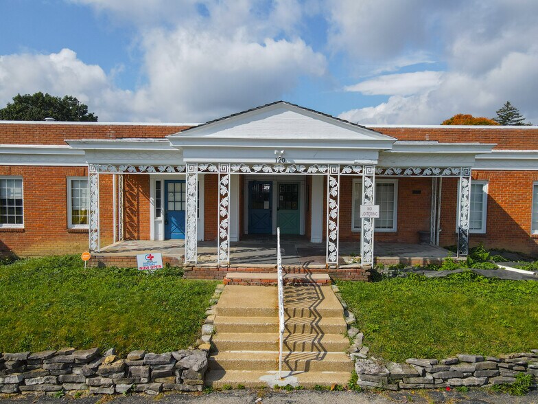 120 Sturges Ave, Mansfield, OH à vendre - Photo du bâtiment - Image 3 de 45