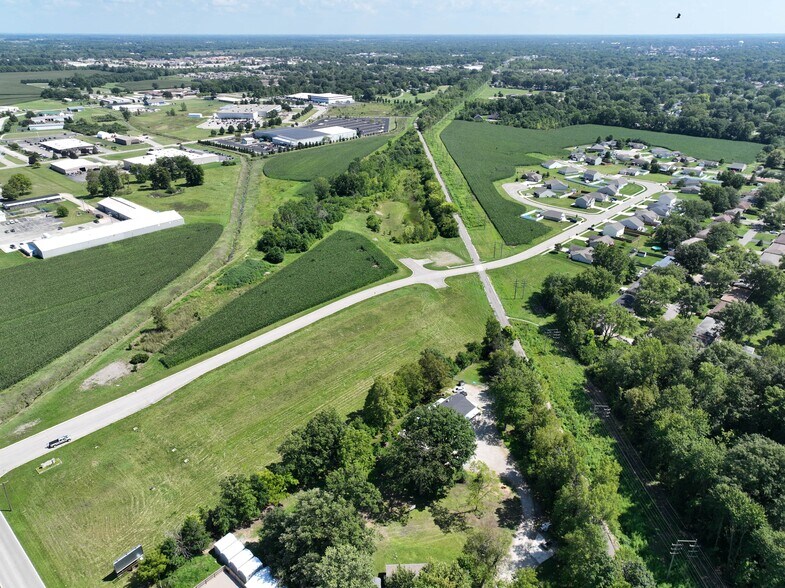 Emerald Pointe Way, Muncie, IN à vendre - Photo du bâtiment - Image 3 de 6