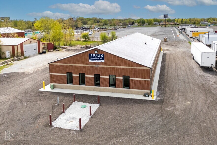 19700 Stoney Island Ave, Lynwood, IL à louer - Photo du bâtiment - Image 3 de 14