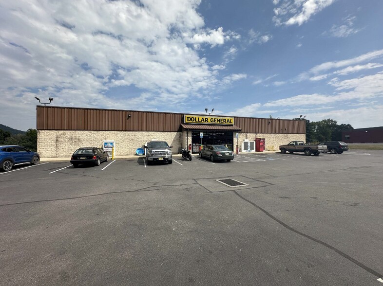 134 Path Valley Rd, Fort Loudon, PA à vendre - Photo du bâtiment - Image 3 de 6