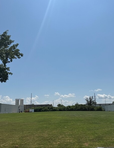10750 Baur Blvd, Saint Louis, MO for sale - Primary Photo - Image 1 of 1