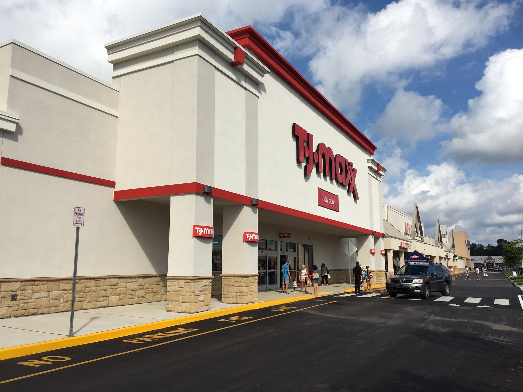 1240-1336 Bristol Pike, Bensalem, PA for lease Primary Photo- Image 1 of 15