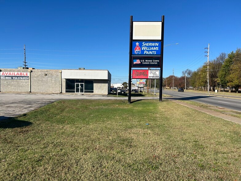 750 Battlefield rd, Springfield, MO à louer - Photo du bâtiment - Image 2 de 6