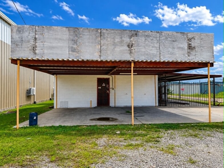 716 Utah St, South Houston, TX for lease - Building Photo - Image 2 of 2