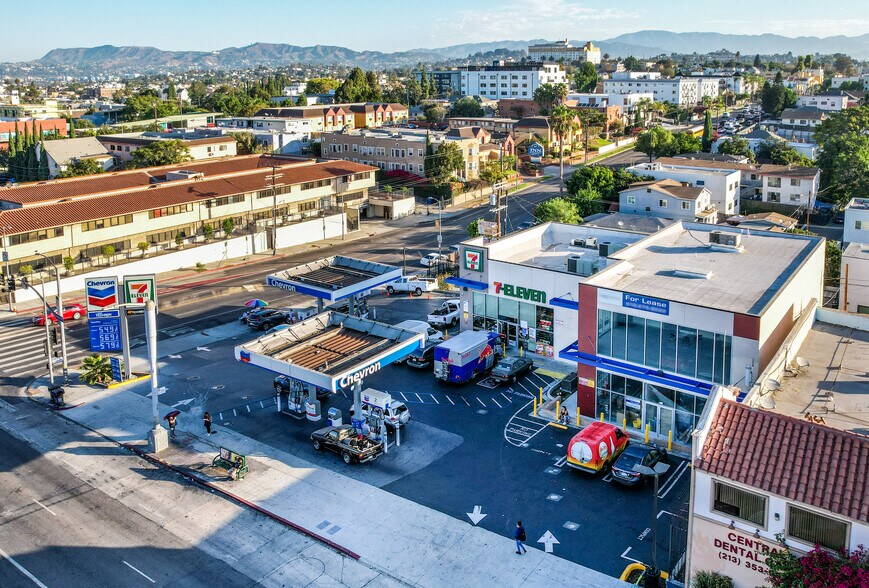 2041 Beverly Blvd, Los Angeles, CA à louer - Photo du bâtiment - Image 2 de 8