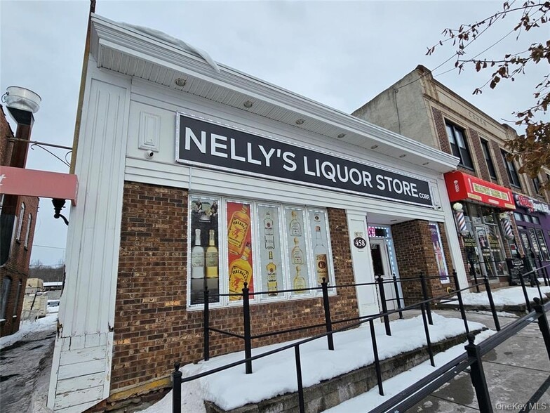 458 Broadway, Monticello, NY à vendre - Photo du bâtiment - Image 2 de 13