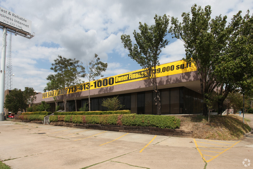 10000 Northwest Fwy, Houston, TX for sale - Primary Photo - Image 1 of 1