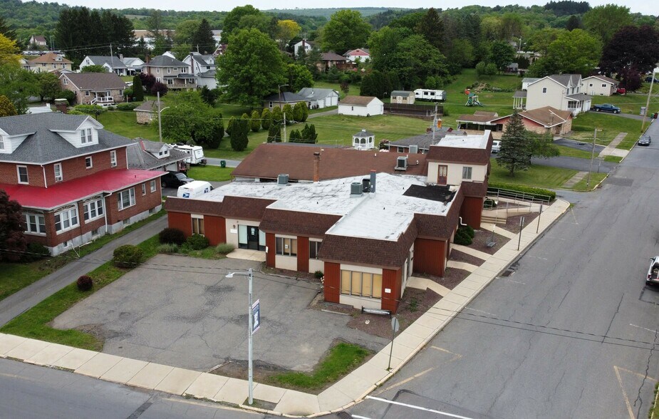 204 8th st, Lehighton, PA à vendre - Photo du bâtiment - Image 3 de 22