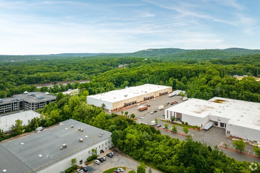 343 Walsh Dr, Parsippany, NJ à louer - Aérien - Image 3 de 6