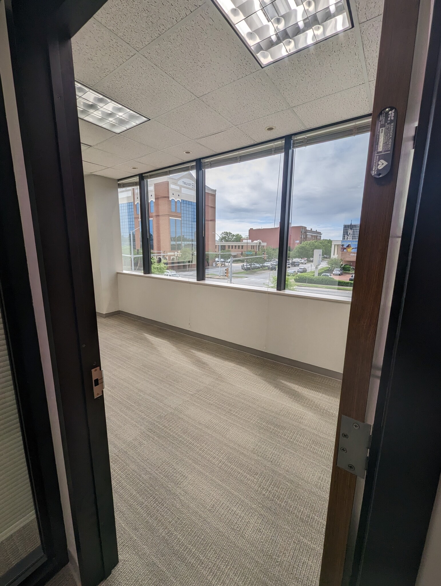 1301 First Ave, Columbus, GA for lease Interior Photo- Image 1 of 7